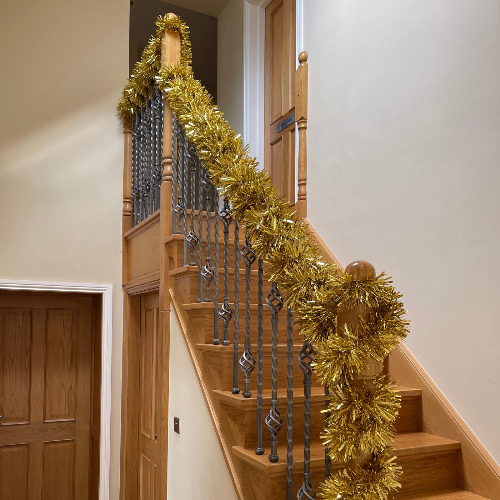 10m Chunky Gold Christmas Tinsel Garland
