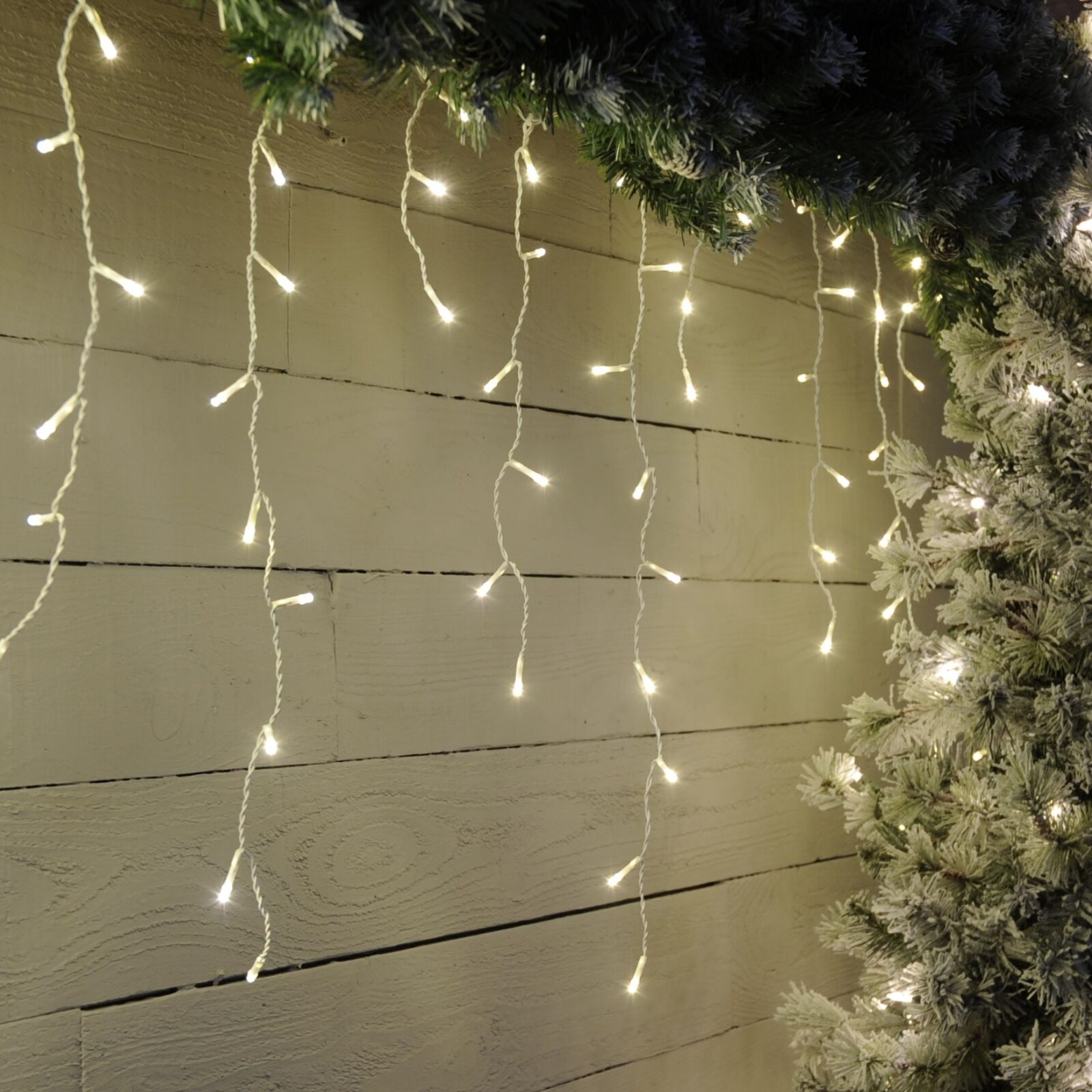 360 Warm White Snowing Icicle Timer Lights 8.8m