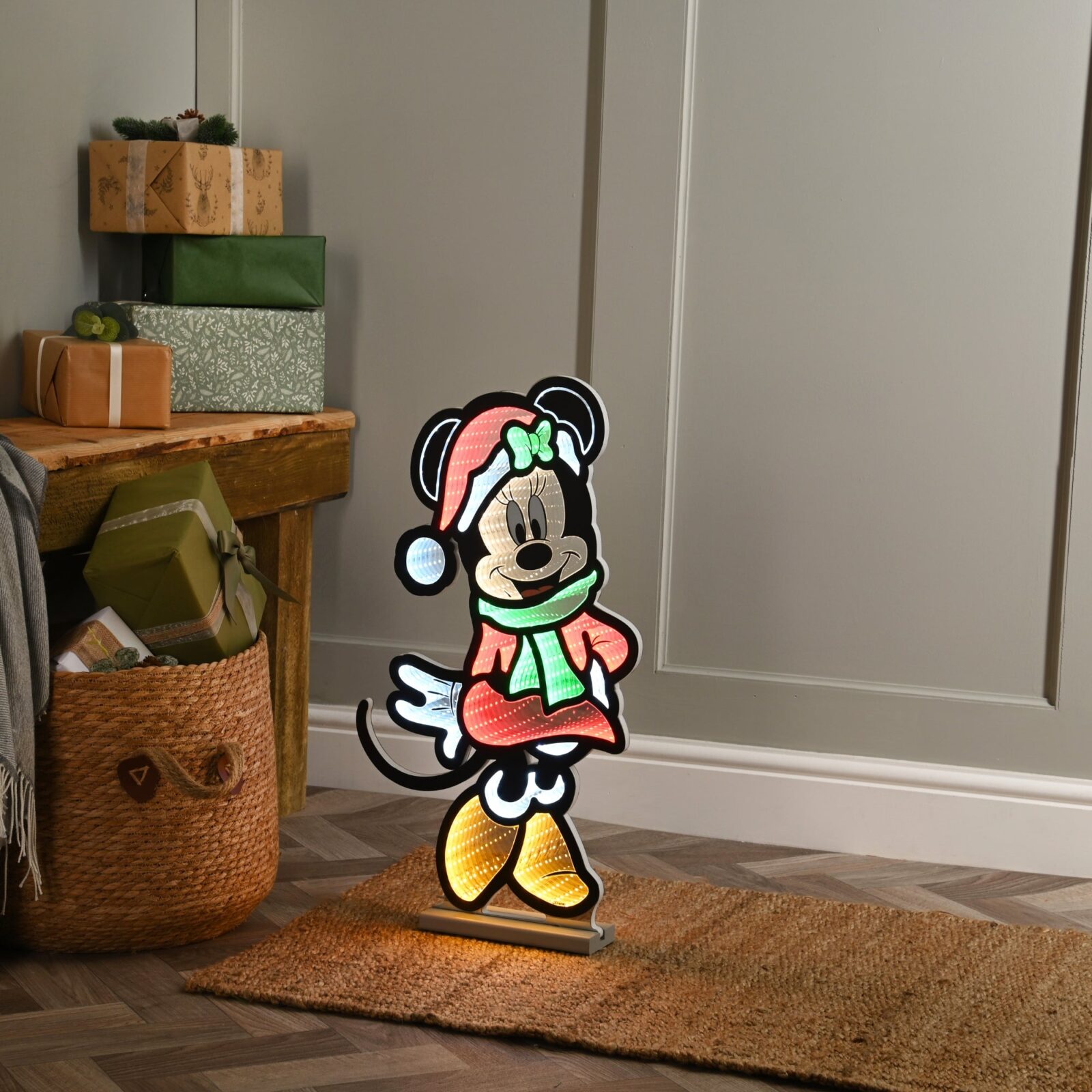 40cm Minnie Mouse with a Scarf Disney Christmas Infinity Light
