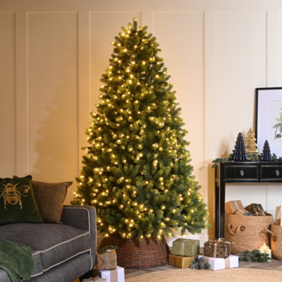 6ft Pre Lit Grampian Pine Artificial Christmas Tree with 480 Warm White LEDs
