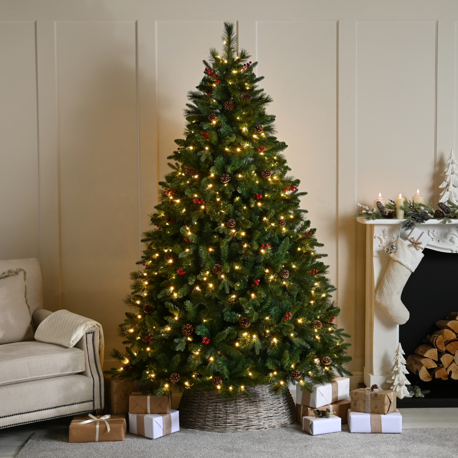 7ft Pre Lit Ben Nevis Pine Christmas Tree with 380 Warm White LEDs